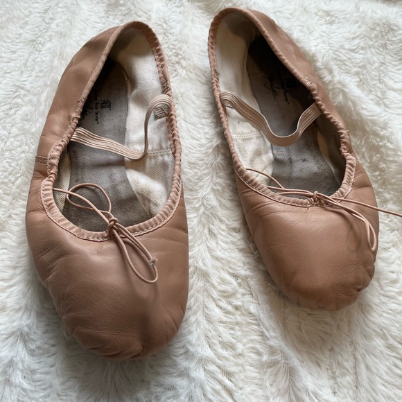 American Ballet Theatre dance slipper sz 8 - Picture 2 of 8
